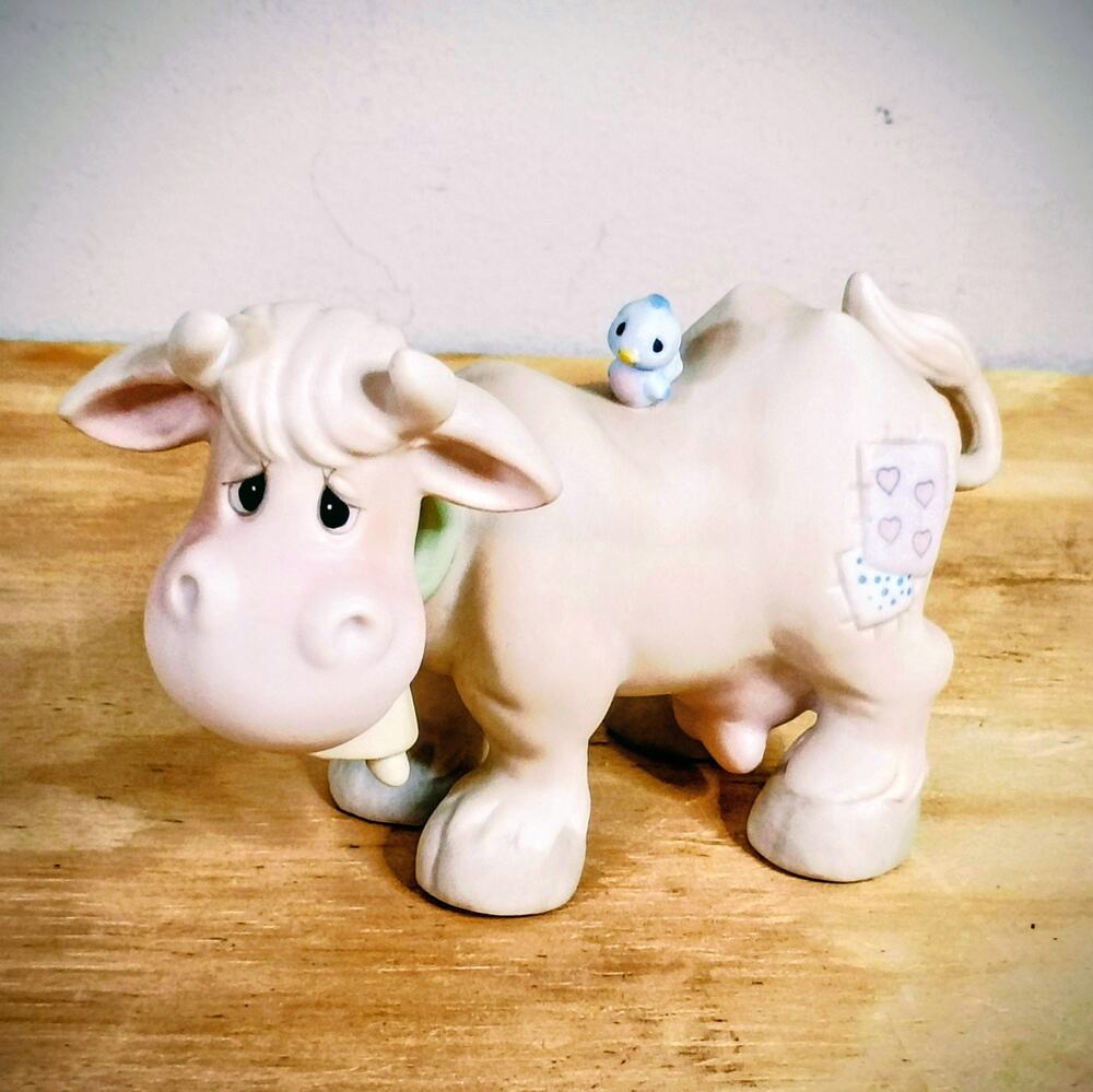 Vintage 1985 Precious Moments Buttercup Cow Figurine Dove Mark E-5638 Bird